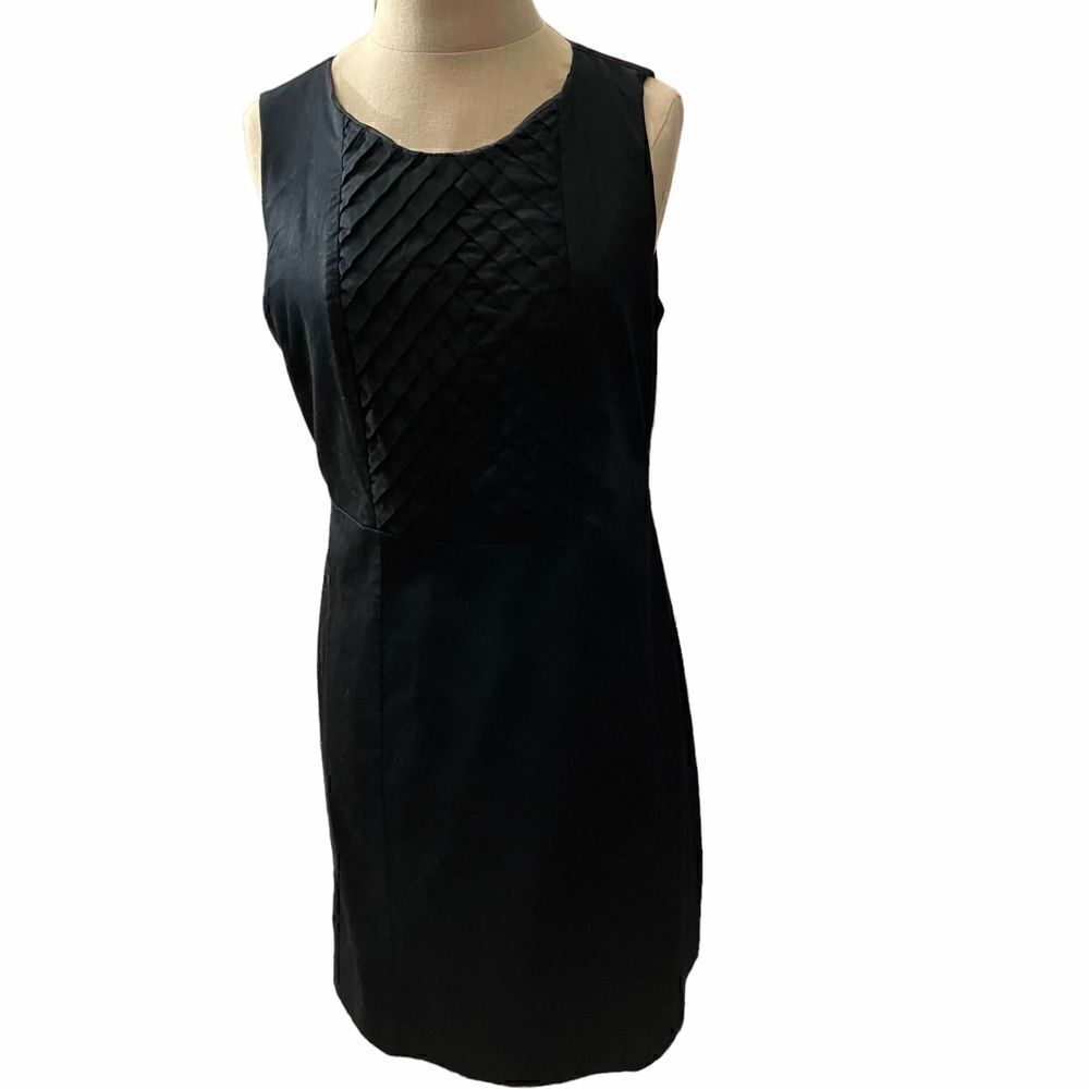 APT 9 Sleeveless Black Dress / SZ: 8P / EUC